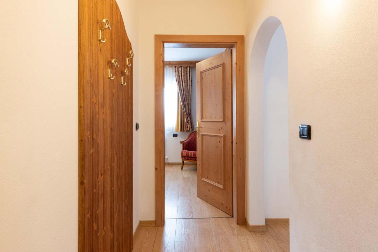 Residence Adler San Martino Di Castrozza Exteriör bild