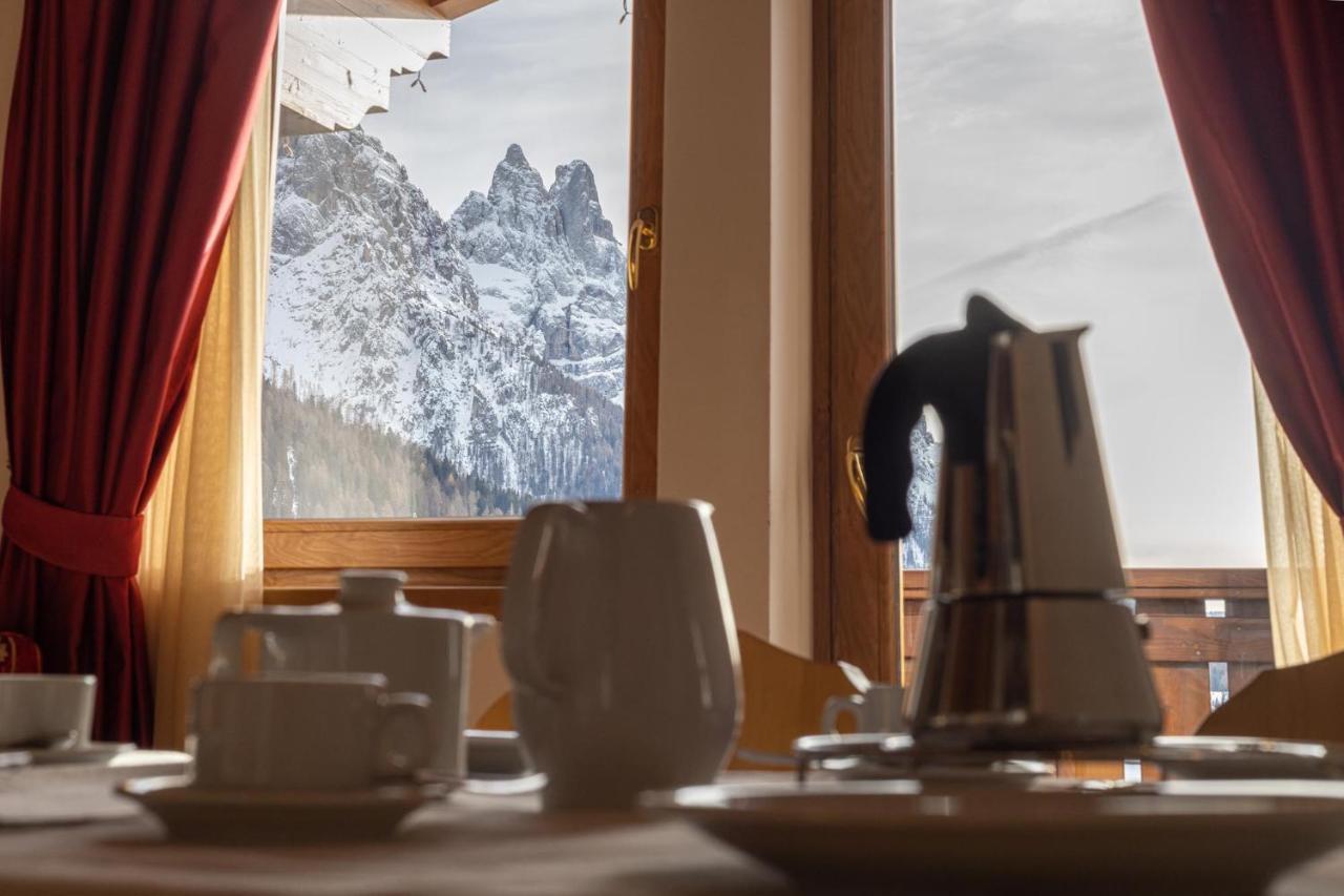 Residence Adler San Martino Di Castrozza Exteriör bild