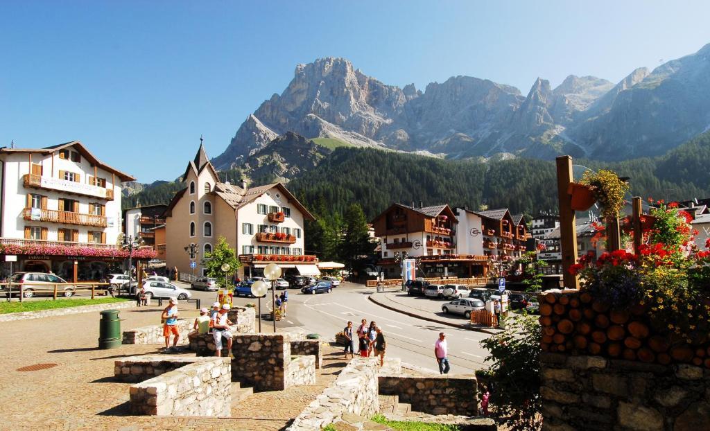 Residence Adler San Martino Di Castrozza Exteriör bild
